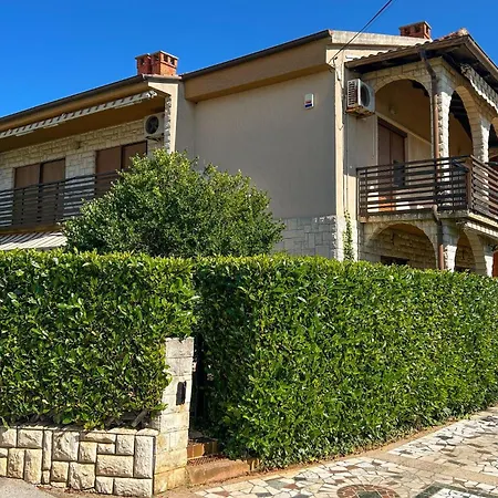 2 Bedroom Stunning In